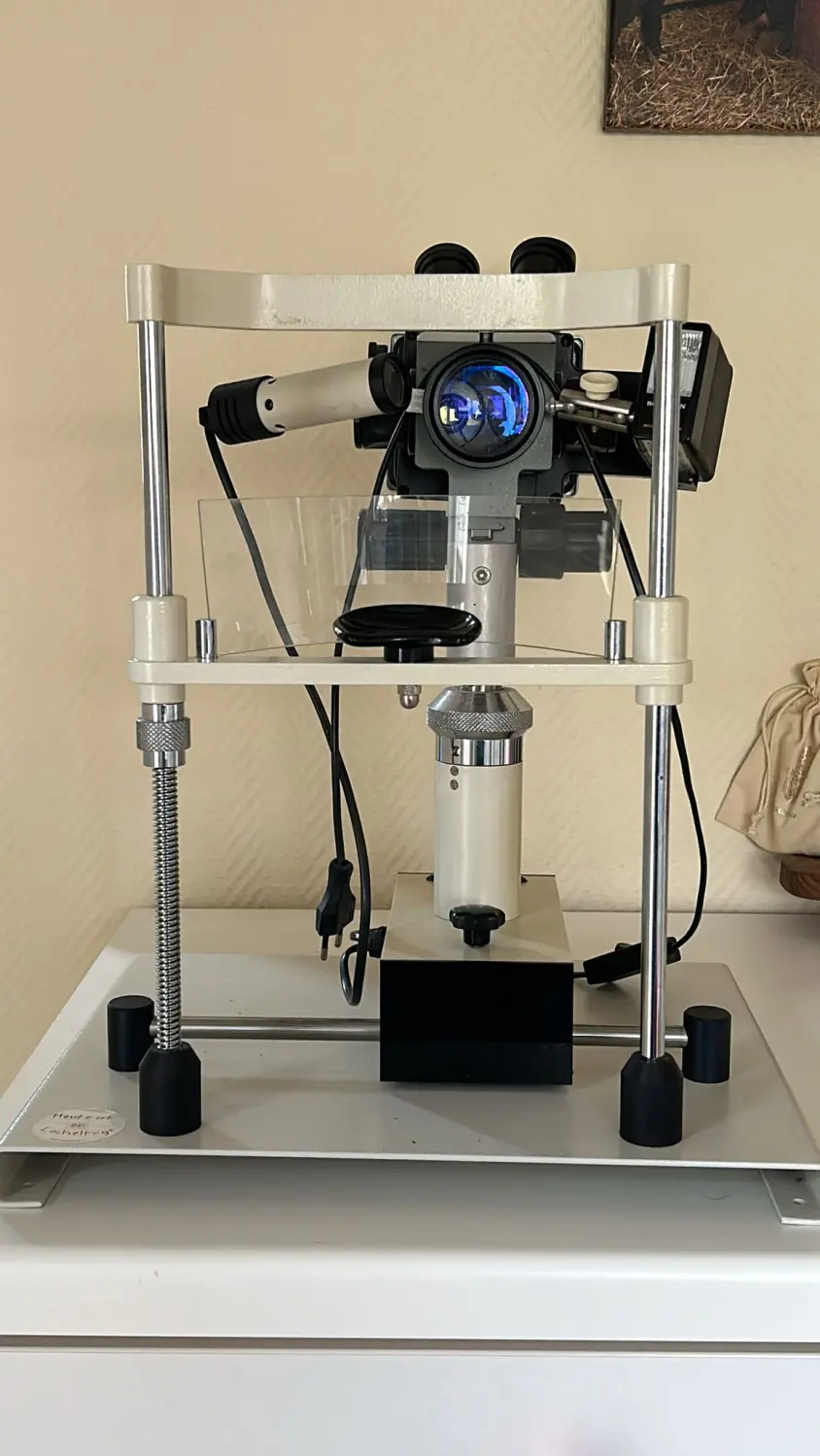  Augenmaschine von Naturheilpraxis und Apothekenvertretung